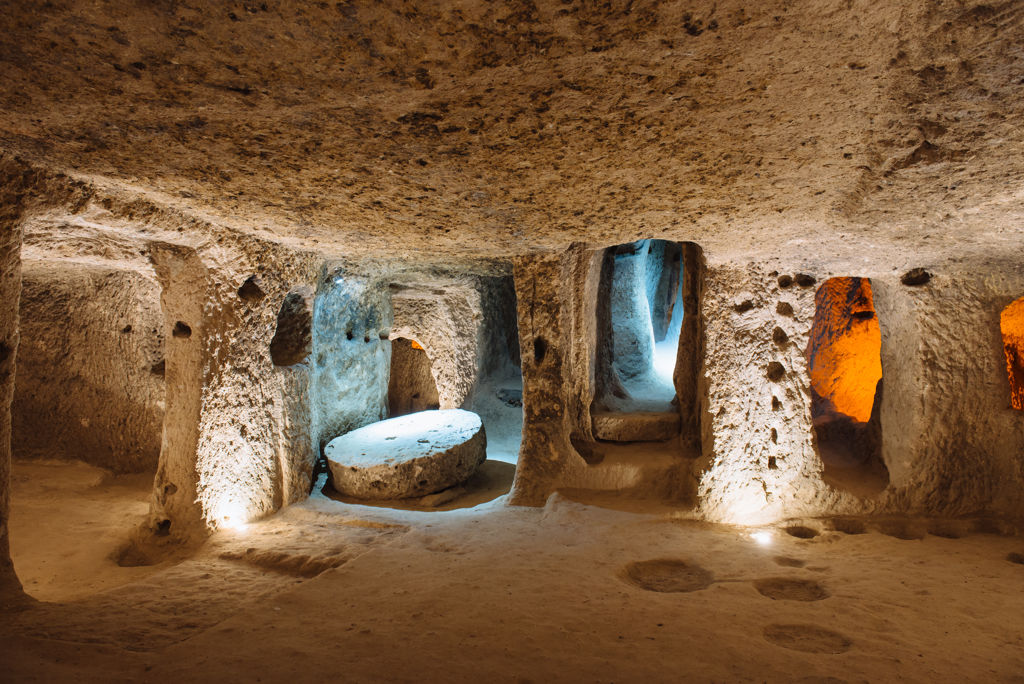 The,Derinkuyu,Underground,City,Is,An,Ancient,Multi-level,Cave,City