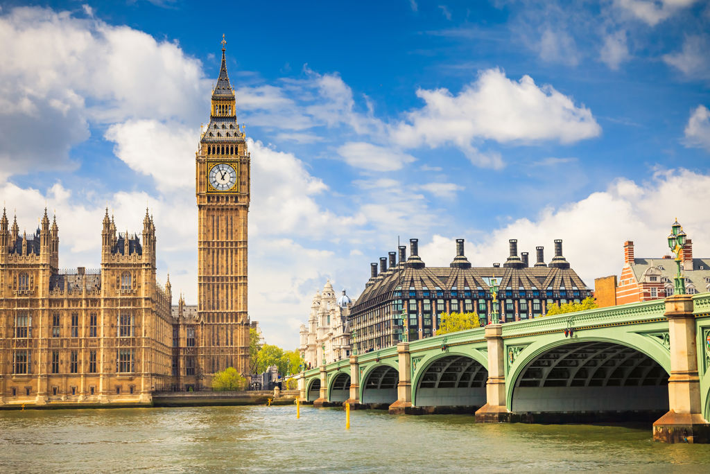 Big,Ben,And,Houses,Of,Parliament,,London,,Uk