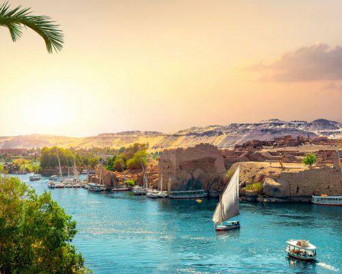 View,Of,The,Great,Nile,In,Aswan