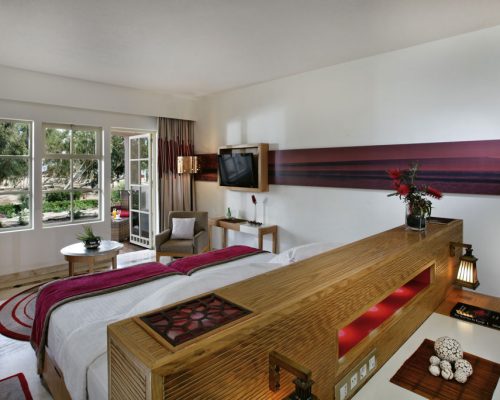 https://all.accor.com/B4L7
