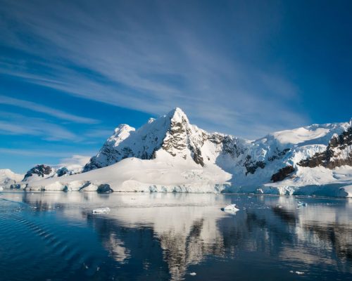 Paradise,Bay,Antarctica,Ocean,And,Mountain,View