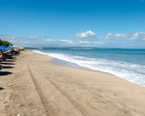 Beautiful,Sands,Of,Tropical,Kuta,Beach,At,Legian,Bali,Indonesia