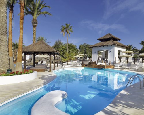 H10 White Suites